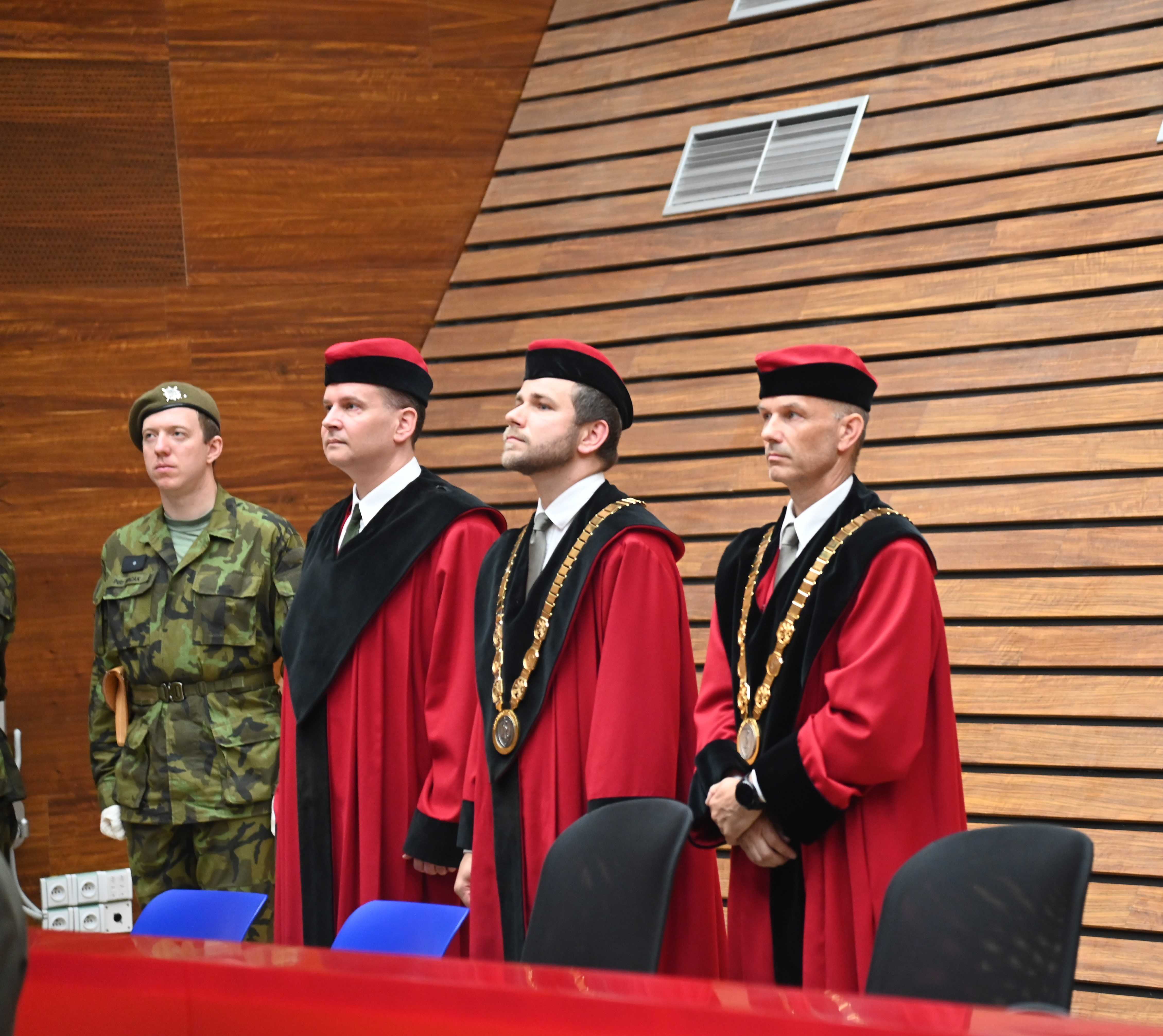 Přečtete si více ze článku Slavnostní vyřazení studentů Vojenské lékařské fakulty